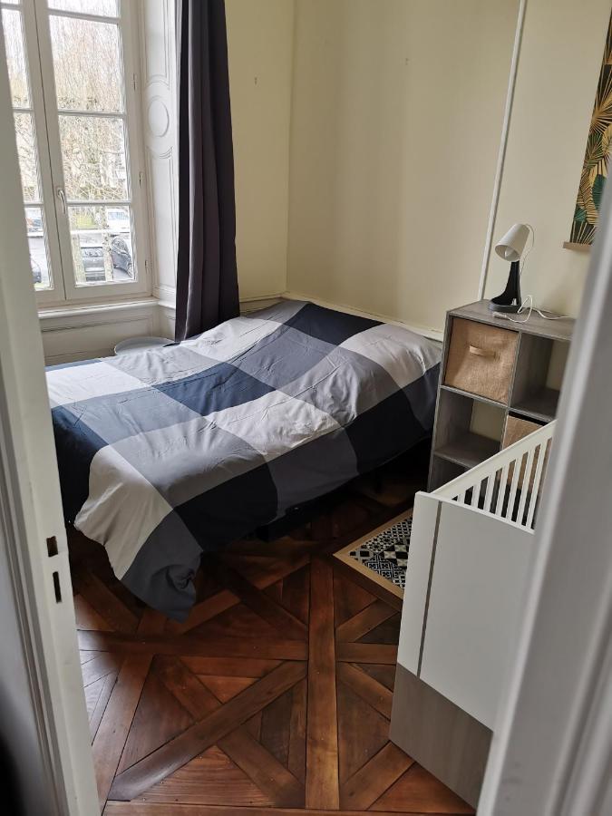 Appartement Avec Vue Sur Cathedrale Classe De Tourisme 3 Etoiles Bayeux Bagian luar foto